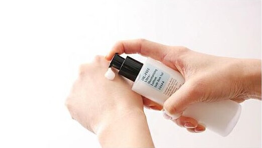 COSRX Olajmentes Ultra Hirdatáló Lotion 100ml