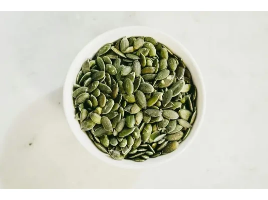 tökmagolaj hatása, tökmagolaj prosztatára, tökmagolaj kapszula, tökmagolaj jótékony hatásai, hidegen sajtolt tökmagolaj, tökmagolaj húgyutak, tökmagolaj férfi egészség